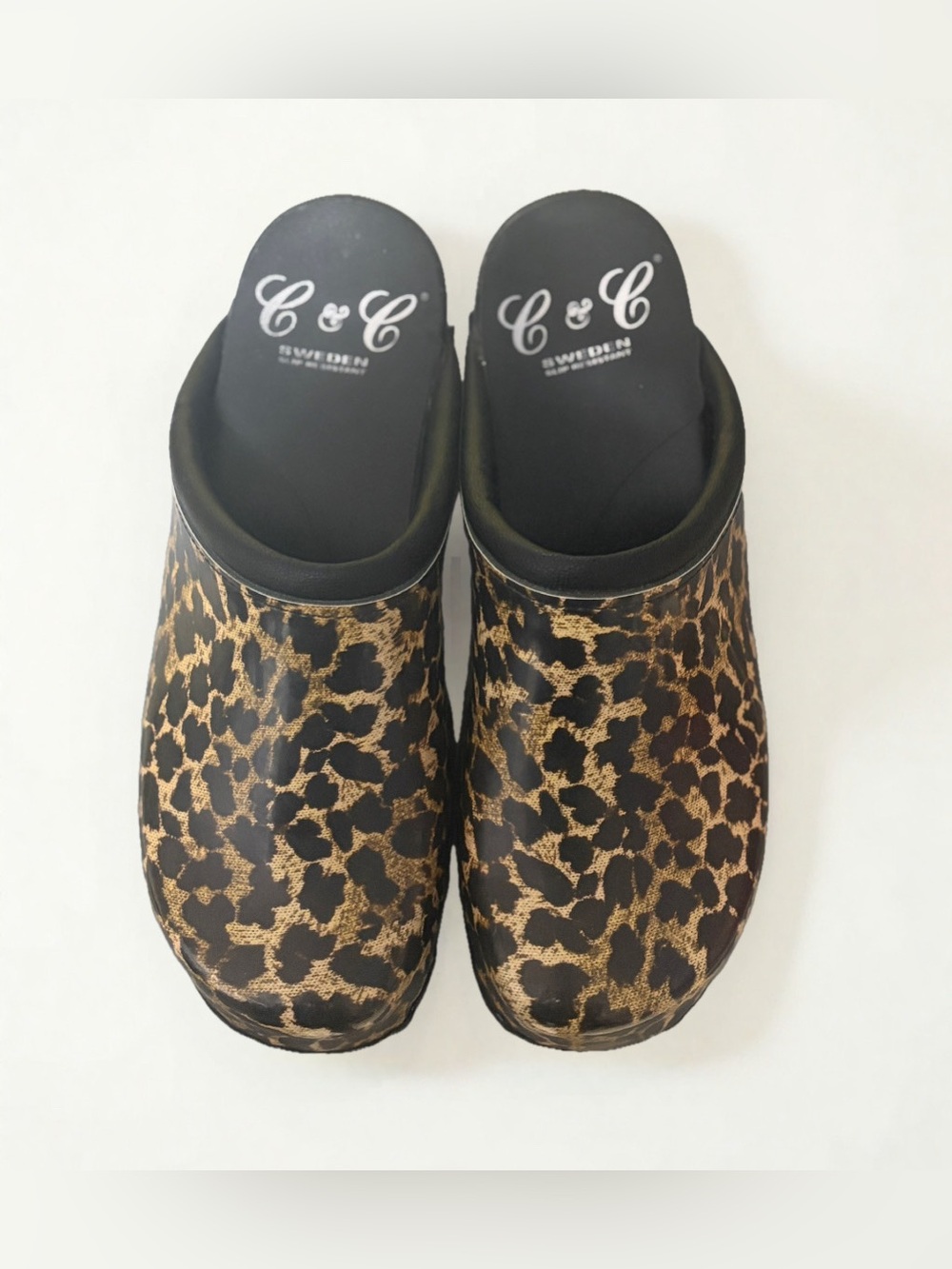 Leopard Print Slip-On Clogs - Black & Gold